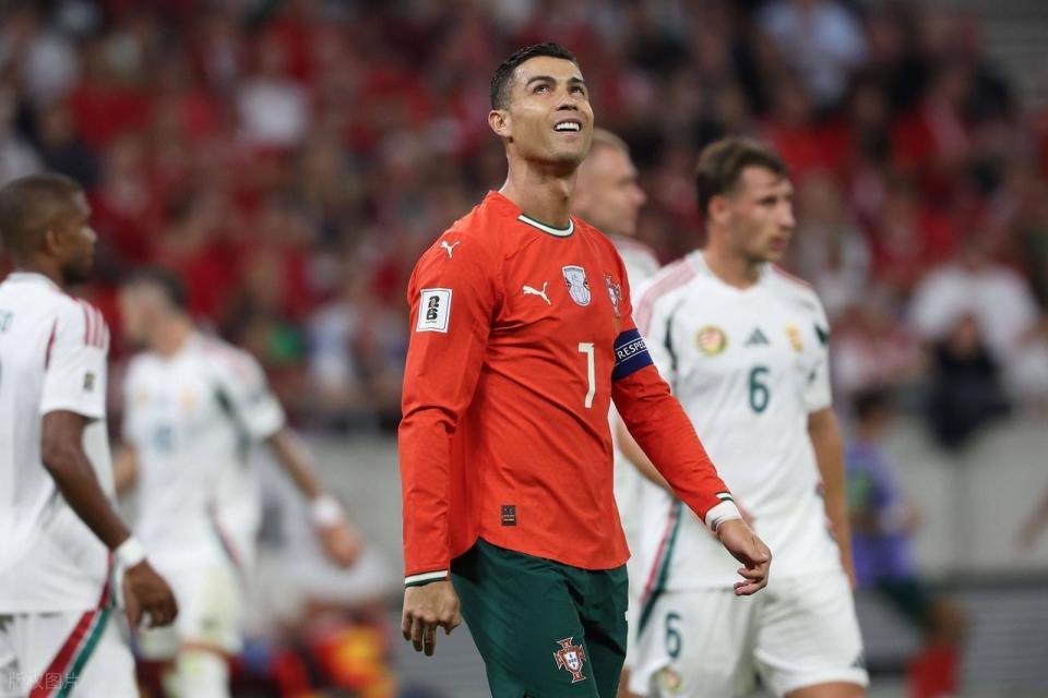 HmUMJ, 他常常在训 HmUMJ, 他常常在训