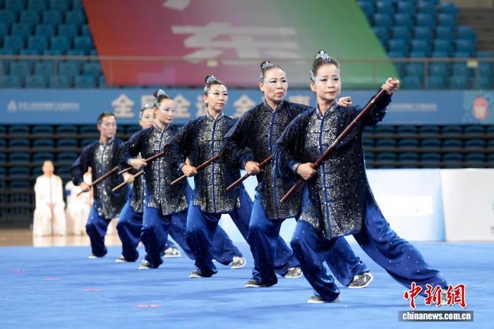 踏着舒缓的 踏着舒缓的