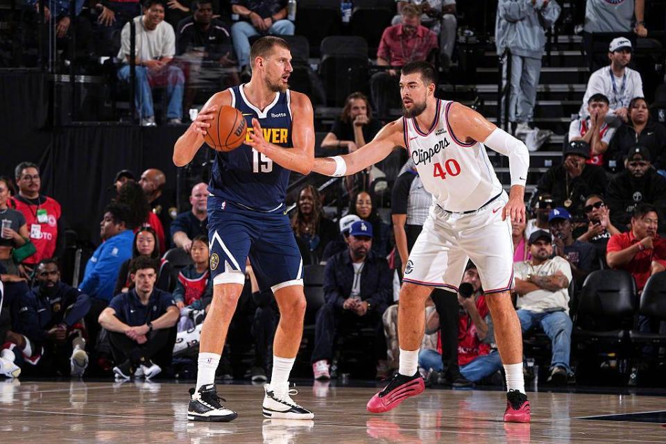 艾顿越打越 艾顿越打越